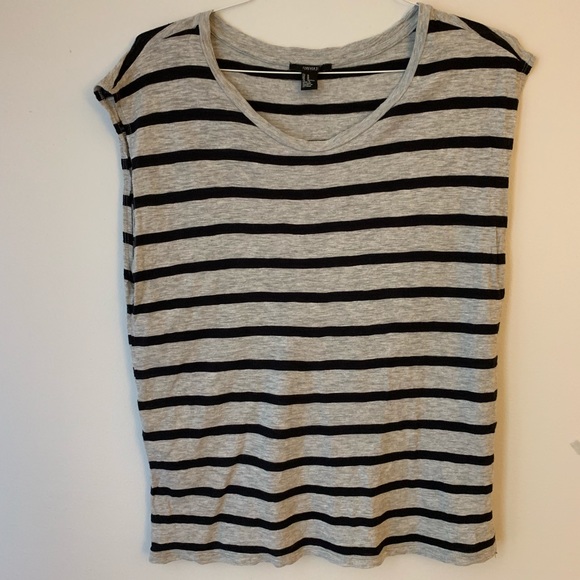 FINAL PRICE Grungy Black and Grey Muscle Tee - Picture 2 of 3